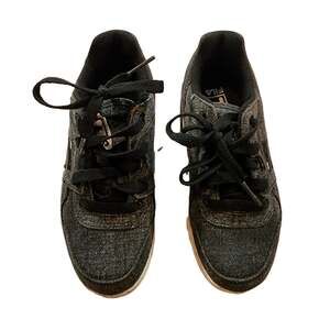 Boys Fila Sneaker Size 1